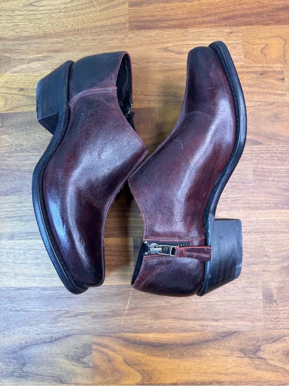 Sonora Quinn Leather Mule Shoes Zipper Burgundy Size 7 Heel